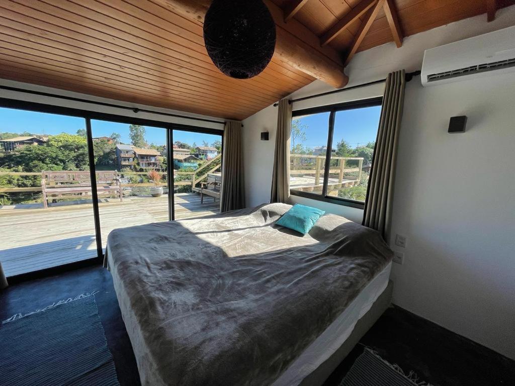 Villa Santorini Praia Do Rosa Com Piscina E Jacuzzi Exteriör bild